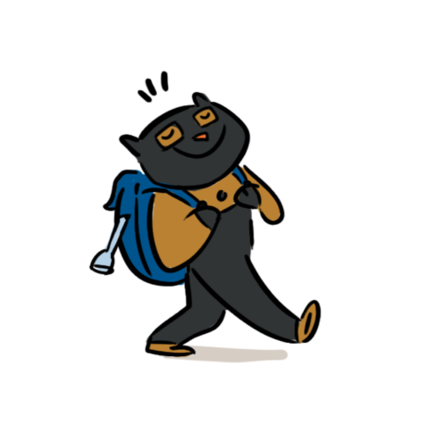 La mascotte de KAKKO en marche, sac sur le dos